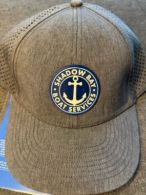 OGIO Performance Snapback Cap Gray Shadow Bay Boat Services L/XL New